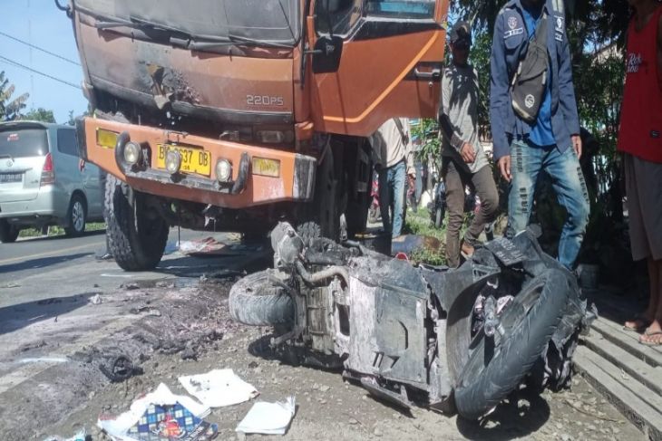 Truk Lindas Pelajar Hingga Tewas di Sergai, Supir Melarikan diri