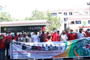 Berbagi Sembako Bersama Pengemudi Betor, Pemko Apresiasi Bakti Sosial KJS