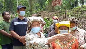 Diusir Paksa dari Tanah Ulayatnya, Kaum Ibu dari Kelompok Tani SEKATA Alami Trauma