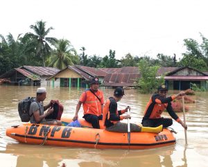 Banjir Landa Tiga Kecamatan di Paser Kaltim, 450 Jiwa Mengungsi