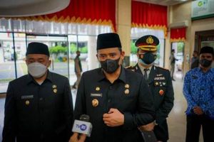 Beri Beasiswa Kuliah ke Ratusan Warga Medan, Langkah Bobby Dapat Apresiasi Dari Prof Syawal Gultom