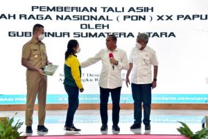 Serahkan Bonus Rp11,1 Miliar, Edy Rahmayadi : Penghargaan Untuk Atlet Yang Berjuang di PON XX Papua