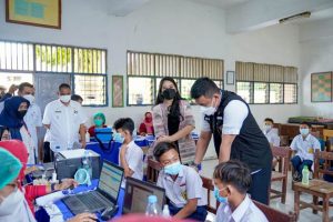 Vaksinasi Pelajar Sudah 90 Persen, Bobby Nasution : Cegah Sekolah Jadi Cluster