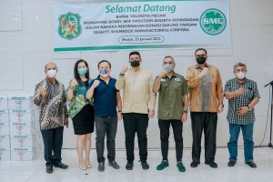 Dukung Atasi Pandemi Covid-19, PT SMC Beri Bantuan 100.000 Sarung Tangan ke Pemko Medan