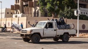 Dikudeta Militer, Presiden Burkina Faso Mengundurkan Diri