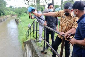 Tak Hanya Perbaiki Pintu Kanal Medan Johor, Bobby Nasution Juga Akan Buat Tanggul di Pinggir Sungai Deli