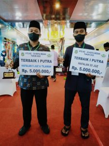 Dua Remaja Peraih Juara MTQ Ke 55 Kota Medan Mendaftar Jadi Calon Prajurit TNI