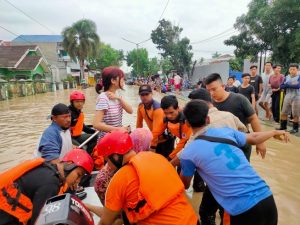 12 Kecamatan di Medan Dilanda Banjir, 6 Diantaranya Masih Digenangi Air