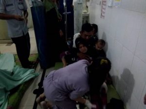 Diduga Keracunan Gas, Puluhan Warga Sorik Marapi Dilarikan Kerumah Sakit