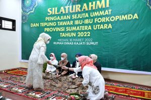 Nawal Tepung Tawari Istri Kajati Sumut dan Pangdam I/BB