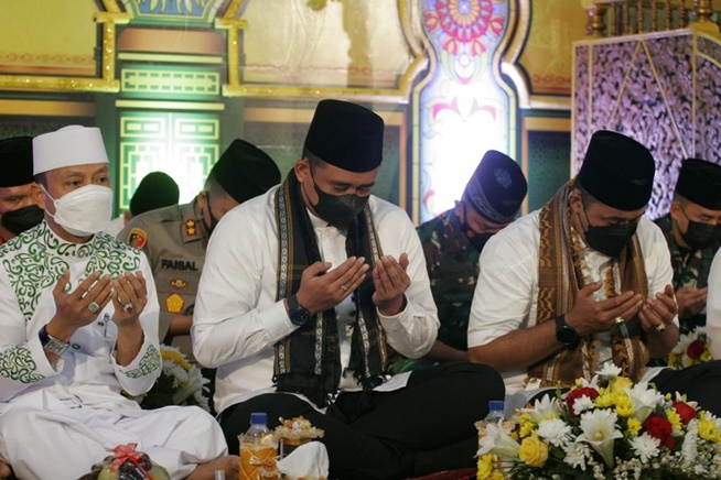 Hadiri Peringatan Isra Mi’raj, Bobby Nasution : Perkuat Landasan Untuk Layani Masyarakat