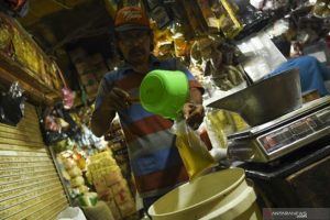 Miliki Stok 2.500 Ton, Pemko Pastikan Ketersediaan Minyak Goreng Di Kota Medan Aman