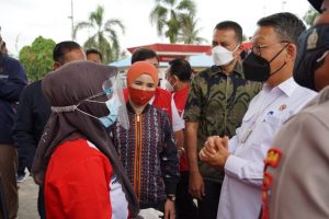 Pastikan Stok BBM di Sumut Aman, Menteri ESDM dan Dirut Pertamina Tinjau Beberapa SPBU di Sumut