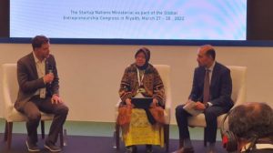 Usai Pulang dari Riyadh, Mensos Risma Positif Covid