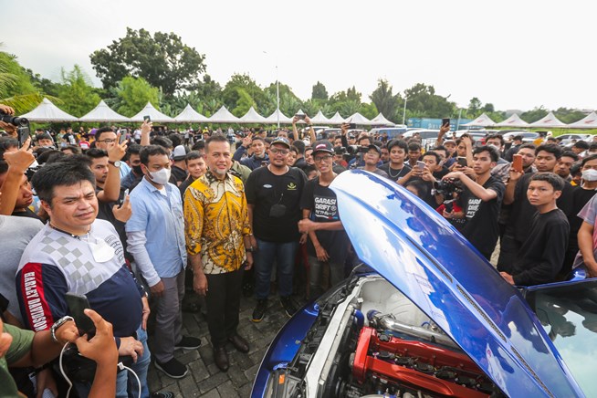 Wagub Sumut Drifting dan Apresiasi Perkembangan Otomotif di Medan