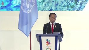 Ambil Kebijakan Gas dan Rem, Jokowi : Demi Jaga Keseimbangan Sisi Kesehatan dan Ekonomi