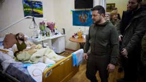 Zelenskyy : Ukraina Kehilangan 60 Hingga 100 Tentara Setiap Harinya