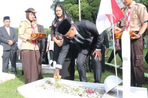 Jelang HUT Kota Medan Ke 432 Tahun, Wali Kota Medan Berziarah Ke Taman Makam Pahlawan