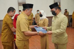 Lantik 3 Pejabat Administrasi Administrator & Pengawas, Aulia Rachman : Hindari Korupsi, Kerja Maksimal & Loyal