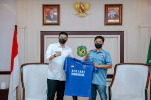 Bobby Nasution Dukung Atlet Lari Trail Di Kejurnas Palu