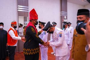 Lantik 30 Pejabat Administrator & Pengawas, Bobby Nasution: Jangan Kecewakan Masyarakat