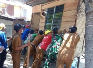 Tindaklanjuti keluhan Warga, Kecamatan Medan Labuhan Bongkar Habis Tempat Judi & Narkoba