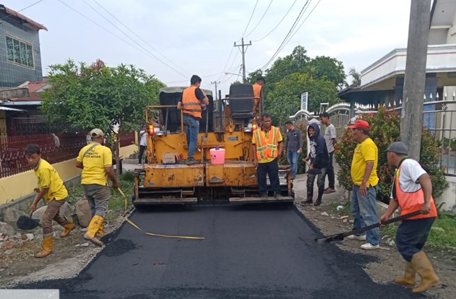 Berikan Kenyamanan Bagi Masyarakat, Jalan Rawe II Medan Deli Di Patching