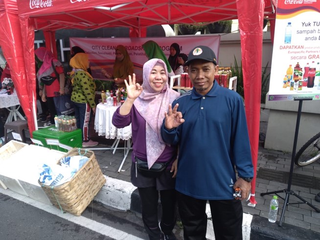 Kurangi Sampah Di Kota Medan, Dinas Lingkungan Hidup Buka Stand Bank Sampah di ajang Car Free Day
