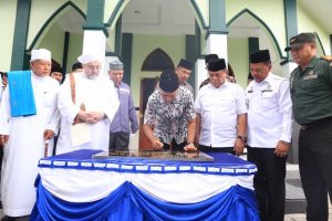 Wagubsu Resmikan Masjid Al Musannif Al Amin di Deli Serdang
