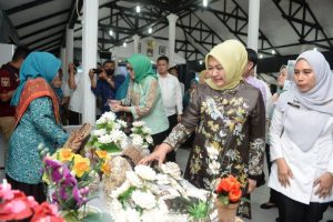 Perkuat Ketahanan Pangan Keluarga, Nawal Lubis Dorong Program Hatinya PKK Terus Dijalankan 