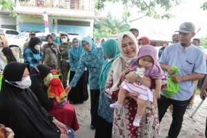 Ketua TP PKK Sumut Sapa Para Kader Posyandu di Asahan, Pastikan Ibu dan Bayi Cukup Gizi dan Tertib Imunisasi 