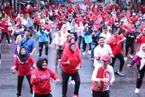 CFD Medan Disemarakkan Peringatan World Walking Day 2022 
