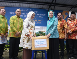 Tinjau Program PKK di Bagelen, Nawal Lubis Ingatkan Pentingnya Tertib Administrasi PKK 