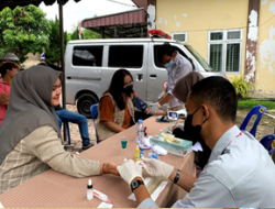 Peringati HKN ke 58, KKNT USU Gelar Donor Darah di Kelurahan Teluk Karang