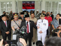 Pesan Gubsu Saat Lantik Pj Bupati Tapteng : Ingat Tugas Pokok ASN