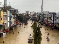 Medan Dikepung Banjir, 1.699 Rumah Terendam
