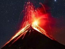 Pertama Kali Dalam 40 Tahun Terakhir, Gunung Api Terbesar di Dunia Kembali Meletus