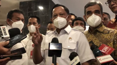 Mendagri : Pemda Jangan Persulit Investor