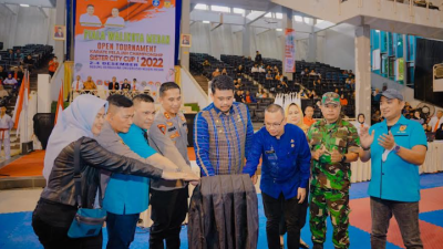 Buka Turnamen Karate Pelajar Sister City Cup I, Bobby Nasution: Salurkan Bakat & Minat Dengan Positif