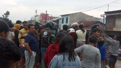 Asyik Telponan di Pinggir Rel, Wanita di Medan Tewas Disambar Kereta Api