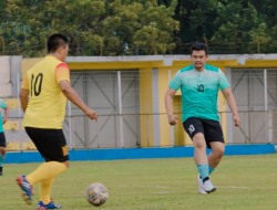 Laga Persahabatan Antar Kepala Daerah, Bobby Nasution Cetak Satu Gol