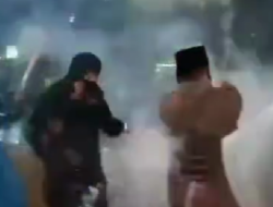 Viral, Tangan Wakil Bupati Kaur Terkena Ledakan Petasan Saat Rayakan Tahun Baru