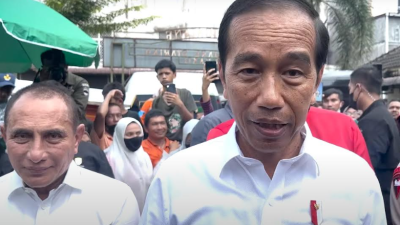 Bersama Jokowi, Edy Rahmayadi Tinjau Pasar Tradisional di Jalan AR Hakim Halat