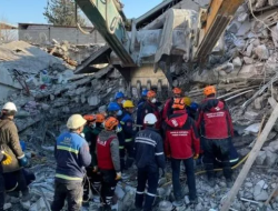 Pasca Gempa Turki, Muncul Retakan Sepanjang 425 Kilometer