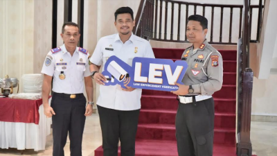 Dukung Ketertiban Lalu Lintas, Pemko Medan Serahkan Aplikasi LEV kepada Poldasu