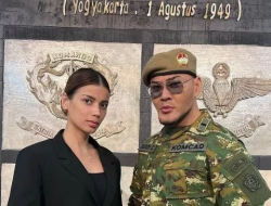 Deddy Corbuzier Diprotes Karena Diangkat Letkol Tituler, Prabowo: Santai, Kerjakan Saja