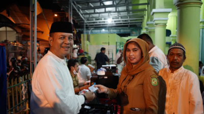 Mudahkan Pelayanan Publik, Warga Medan Dapat Cetak KTP dan KIA di Safari Ramadan