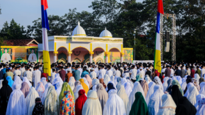 Ribuan Masyarakat Kota Medan Padati Shalat Ied di Taman Cadika