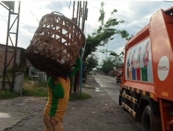 Wujudkan Medan Bersih, Kecamatan  Medan Marelan Rutin Lakukan Penyisiran dan Pengangkutan Sampah Liar