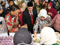 Hadiri Festival Kuliner di UISU, Edy Rahmayadi dan Nawal Lubis Borong Jajanan Pedagang